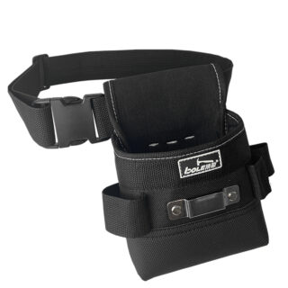 Ceinture noire avec compartiment porte-outils sur fond blanc.