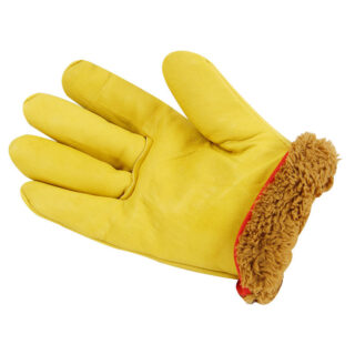 gant de travail en cuir jaune et à bout en peluche marron sur fond blanc