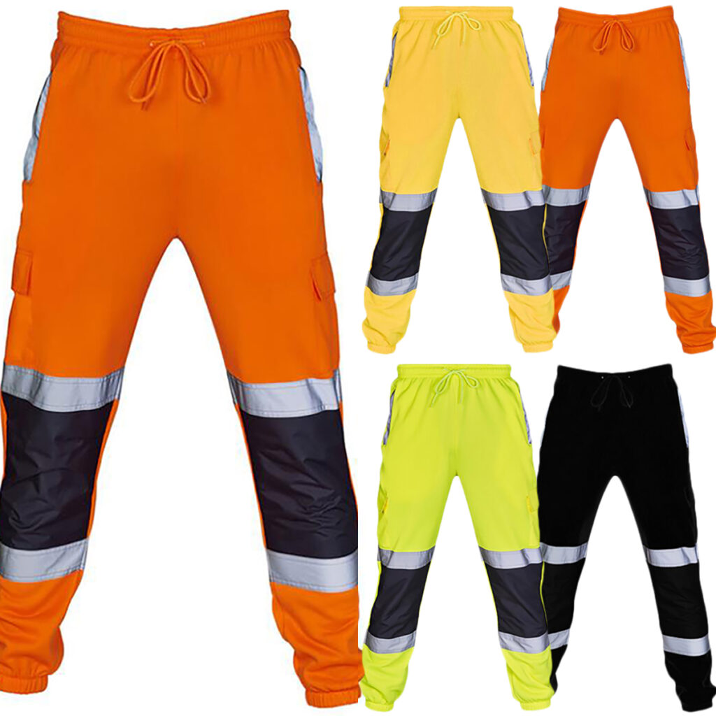 On voit cinq survêtements de haute visibilité : un orange, un jaune, un vert et un noir.