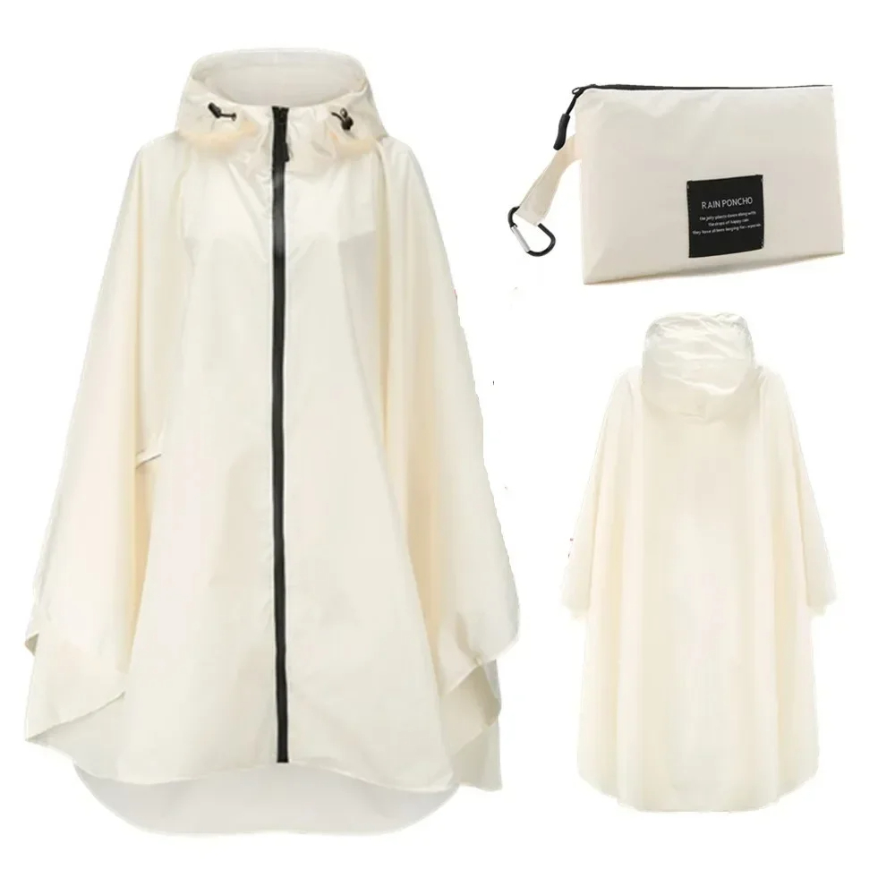 Veste de travail homme imperméable style poncho sur fond blanc